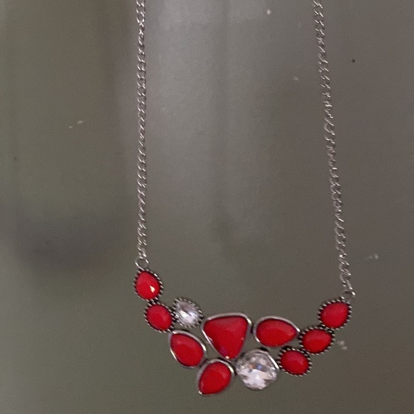 Assorted necklaces - Picture 5 of 8